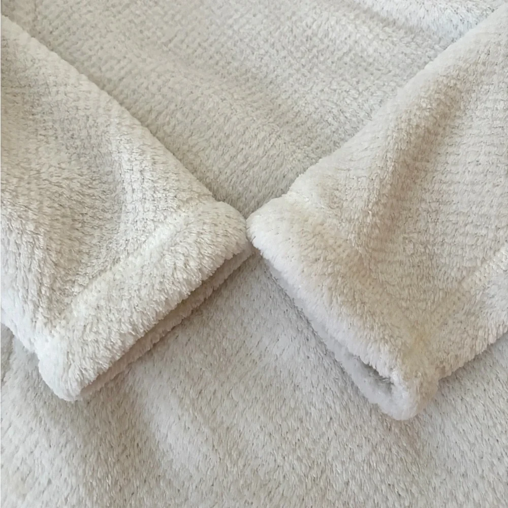 Patagonia Sweater Fleece Women’s Re-Tool Snap-T Pullover size Small Ivory - Picture 13 of 13